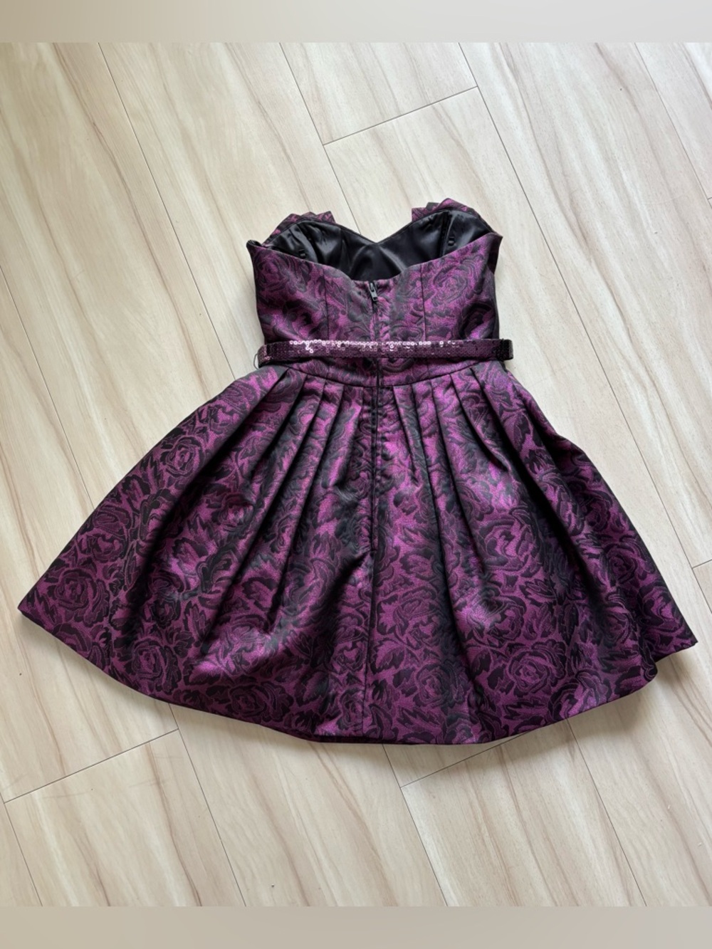 Betsey Johnson Whimsigoth Brocade Strapless Dress - Size 2 - New Condition - Picture 4 of 4